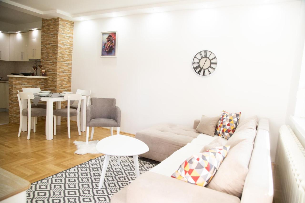 Apartman Rada Apartment Sremska Mitrovica Ngoại thất bức ảnh